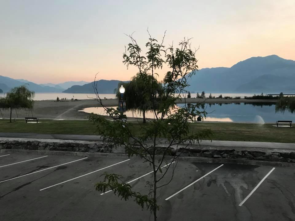 Spring Villa Hotel Harrison Hot Springs Exterior photo