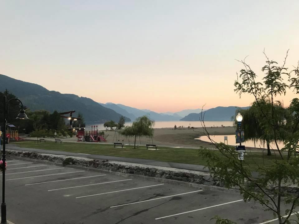 Spring Villa Hotel Harrison Hot Springs Exterior photo